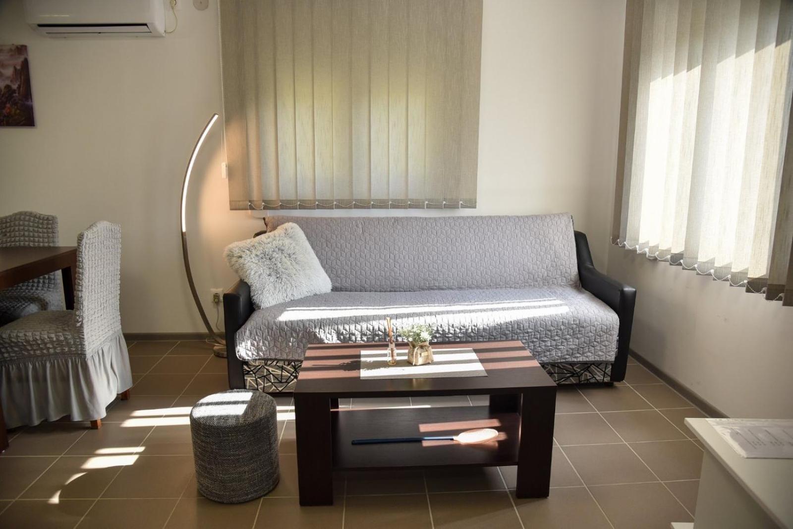 Boja Zalaska - Kameni Apartman ยาโกดินา ภายนอก รูปภาพ